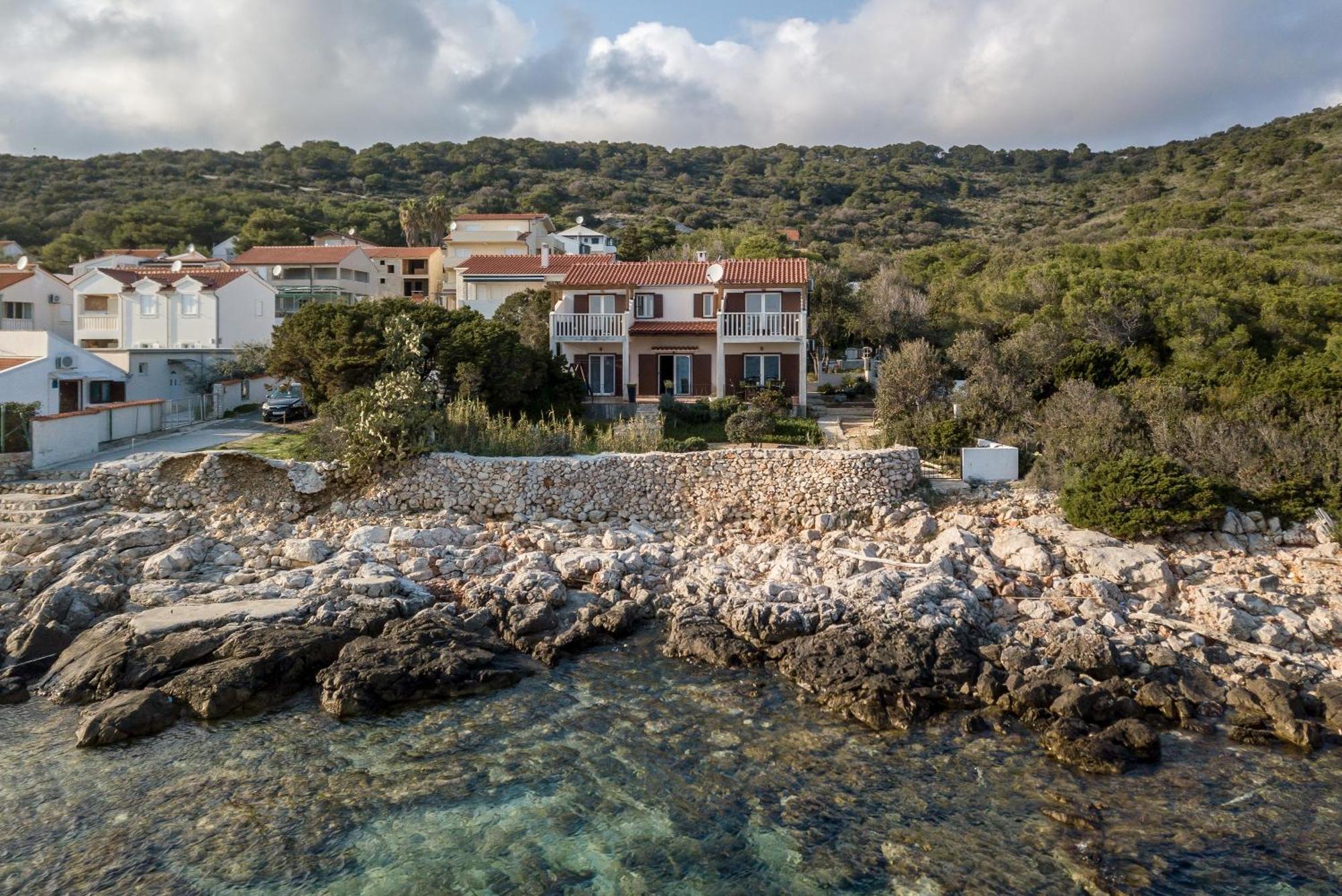 Apartments By The Sea Milna, Vis - 8946 Rukavac  Exterior photo